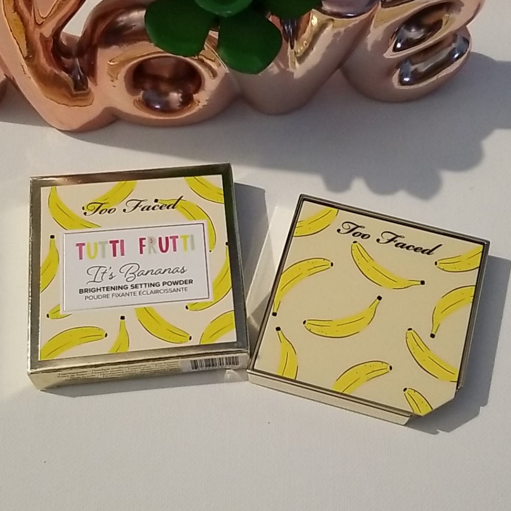 Too Faced It's Bananas setting powder